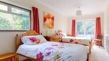 2 bedrooms, free WiFi, bed sheets