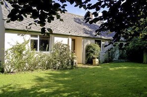 Exterior - 2 Bed in Dereham (oc-shrn8) (Scarning)