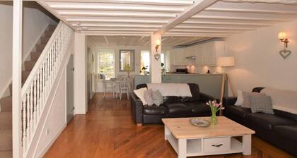 3 Bed in Conwy (oc-tygos)