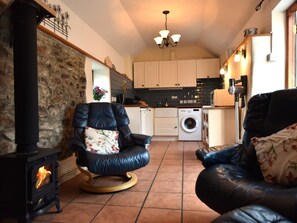 Interior - 1 Bed in Holsworthy (oc-wscot) (Pancrasweek)