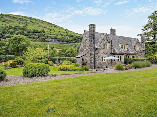 3 Bed in Rhayader (oc-valle)