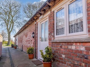 Exterior detail - 2 Bed in Pickering (oc-27113) (Allerston)
