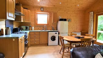 Microwave, oven, high chair, cookware/dishes/utensils