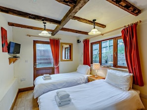 3 chambres, accès au Wi-Fi (inclus), literie fournie