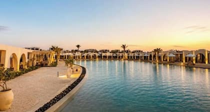 Beautiful 1-bedroom cabin with AC in Marsa Matrouh Governorate