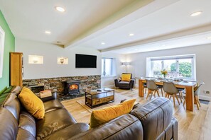 TV - 2 Bed in Keswick (oc-28377) (Thornthwaite)