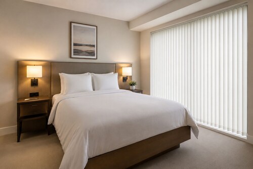 Oakspire Suites