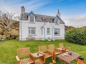 Outdoor dining - 2 Bed in Lairg (oc-32364) (Culkein Drumbeg)