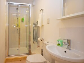 Bathroom - 2 Bed in North Walsham (oc-29570) (Worstead)