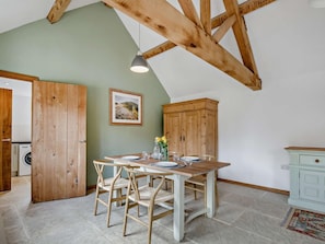 Dining - 1 Bed in Lechlade (oc-31912) (Lechlade)