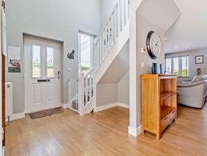Interior - 2 Bed in Cromer (oc-29556) (Cromer)