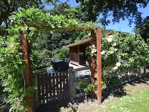 Property grounds - 2 Bed in Barnstaple (oc-28959) (Newton Tracey)