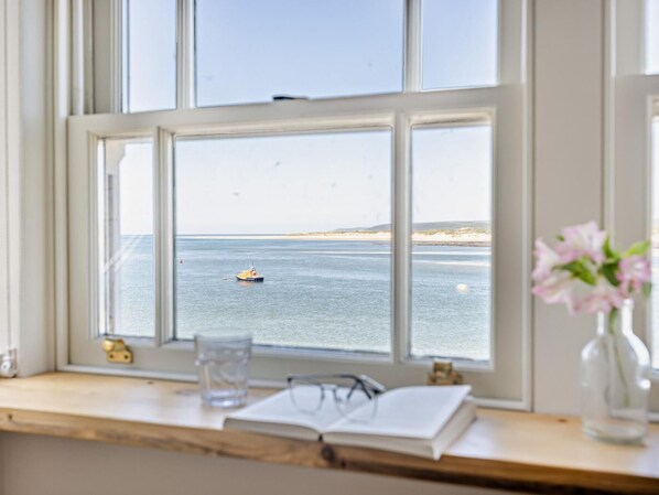 Interior - 3 Bed in Bideford (oc-28787) (Appledore)