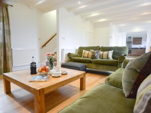 TV - 3 Bed in Penzance (oc-36257) (Trescowe)