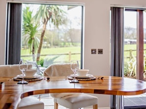 Dining - 1 Bed in Bridgwater (oc-36190) (Spaxton)