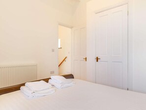 Room - 3 Bed in Penzance (oc-36259) (Trescowe)