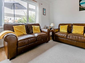 TV - 2 Bed in Helston (oc-36430) (Mullion)
