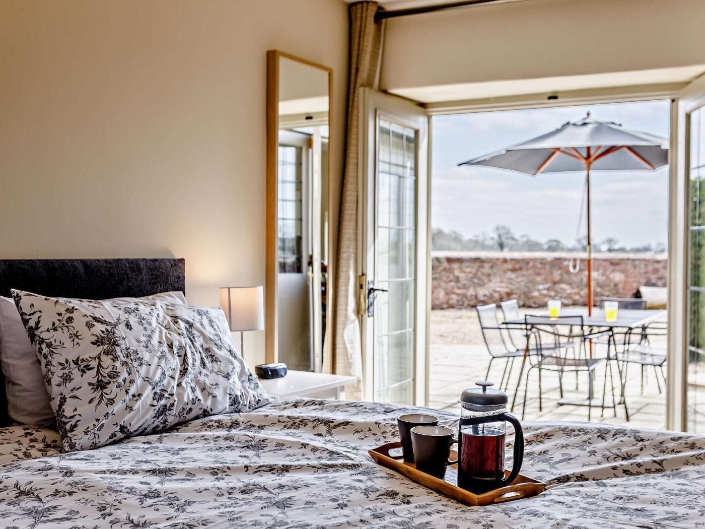 3 Schlafzimmer, Reisekinderbett, kostenloses WLAN, Bettwäsche