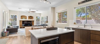 Luxury & Location • Priv Pool, Spa, BBQ, Firepit • Newly Remodeled 4BR Oasis