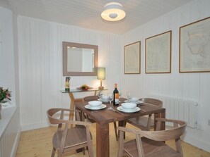 Dining - 3 Bed in Isle Of Skye (oc-40334) (Glendale)