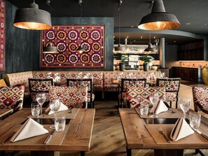 Dining - One Bedroom Suite by Interhome (Arosa)