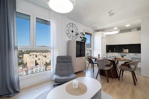 Interior - Altitude 27 Luxury Apartment with Rooftop Pool (Málaga)