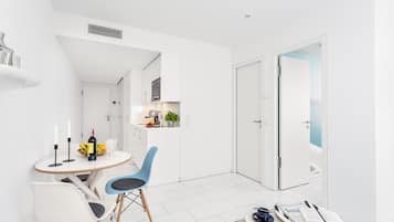 Junior-Apartment, 2 Schlafzimmer | Speisen