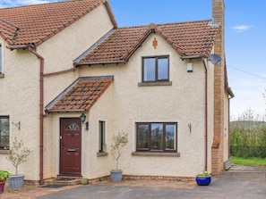 Exterior - 2 Bed in Taunton (oc-41906) (Cothelstone)