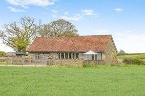 Exterior - 2 Bed in Sherborne (oc-41897) (Ryme Intrinseca)