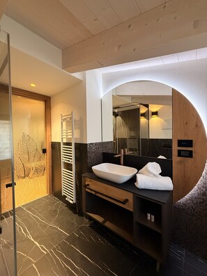Bathroom - ALPEN RELAIS (Fondo)