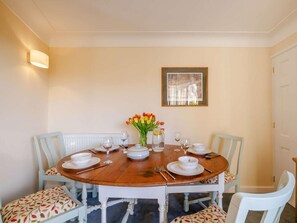 Dining - 2 Bed in Wrexham (oc-43916) (Overton)