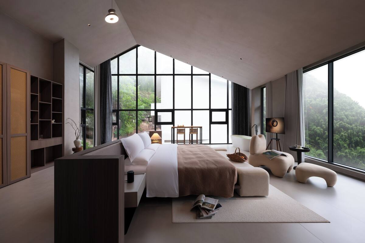 Habitación doble Prestigio, vista a la montaña | Edredón, minibar, cortinas blackout y wifi gratis 