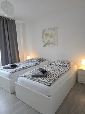 Room - Apartment 'Rhein Living Business' with Wi-Fi (Duisburg)