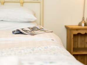 Room - 2 Bed in Buxton (oc-pk655) (Blackwell)