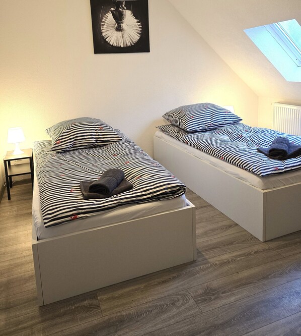 Room - Apartment 'Flora Modern Living' with Wi-Fi (Duisburg)