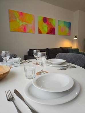 Dining - Apartment 'Art Home -  Mit Balkon' with Balcony and Wi-Fi (Duisburg)