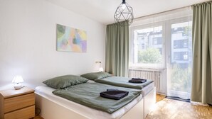 1 chambre, fer et planche à repasser, Wi-Fi, draps fournis