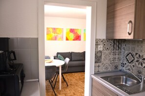 Interior - Apartment 'Art Home -  Mit Balkon' with Balcony and Wi-Fi (Duisburg)