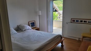 2 Schlafzimmer, Bügeleisen/Bügelbrett, Internetzugang, Bettwäsche