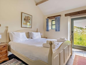 Free WiFi, bed sheets - 1 Bed in Buxton (oc-pk662) (Sheen)