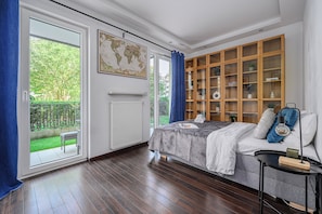 Apartamento luxo, 2 quartos, vista para o pátio | Roupas de cama antialérgicas, cortinas blackout, quartos à prova de som