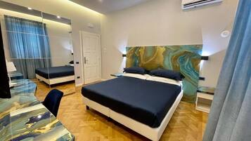 Deluxe Double Room, Garden View | In-room safe, blackout drapes, free WiFi