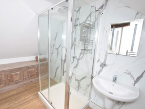 Bathroom - 1 Bed in Curbar (oc-pk455) (Curbar)