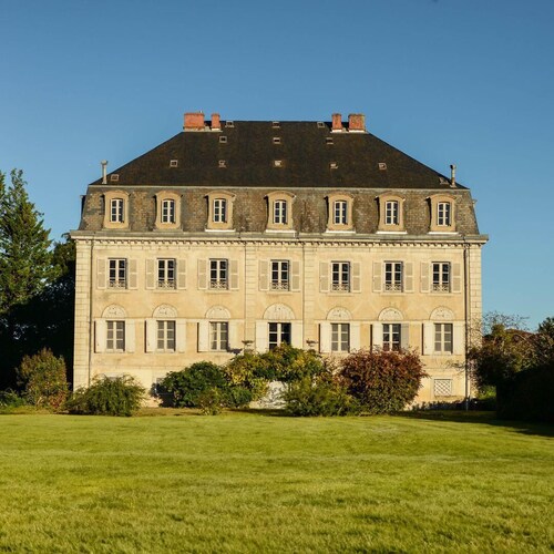 Bagens Castle - Park - Swimming Pool - Ariège - Couserans - Vacation Rental