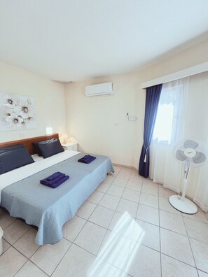 Iron/ironing board, WiFi - Mediterranean Breeze Agia Napa (Ayia Napa)