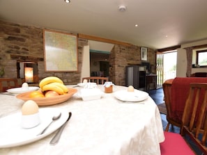 Dining - 2 Bed in Whaley Bridge (oc-pk741) (Whaley Bridge)