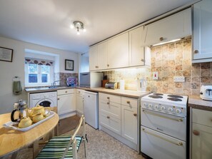 Private kitchen - 2 Bed in Bakewell (oc-pk932) (Ashford in the Water)