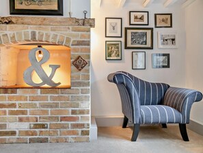 Interior - 3 Bed in Brockenhurst (oc-nfl82) (Beaulieu)