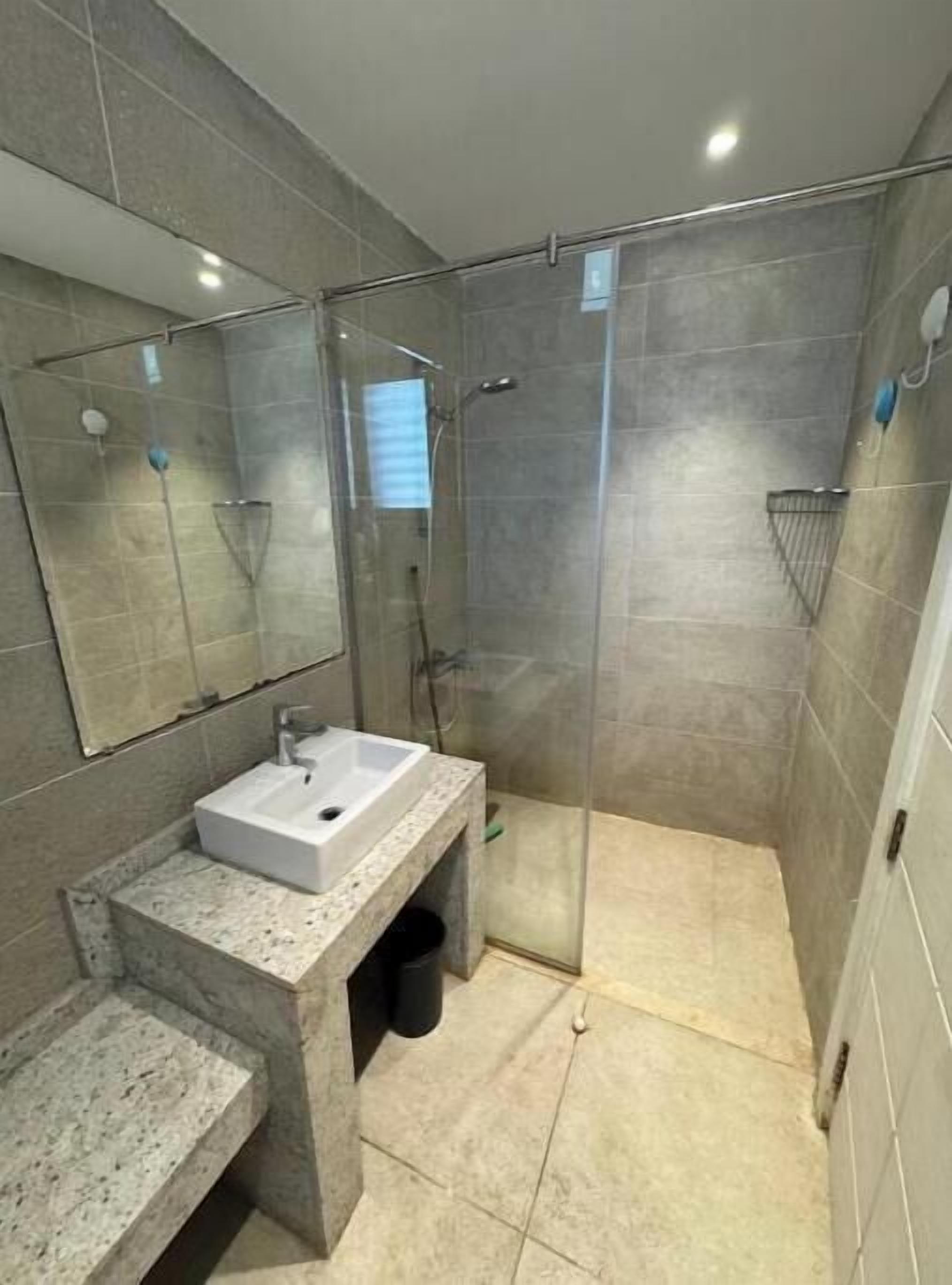 Dusche