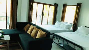 Chambre avec lits jumeaux, balcon, vue mer | Wi-Fi gratuit